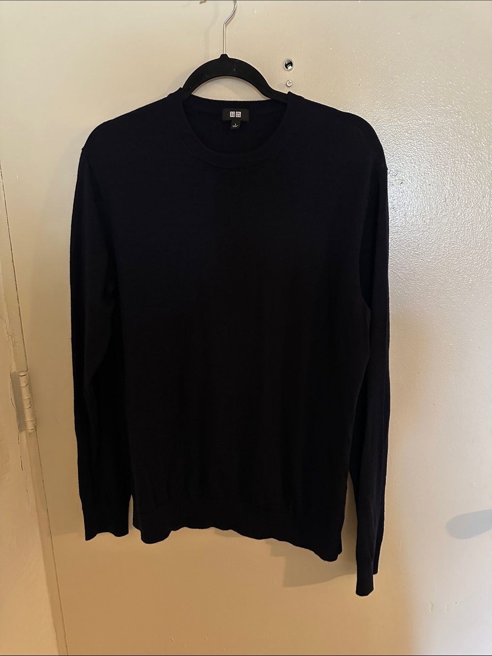 Uniqlo Men's Solid Knit Pullover Crewneck Wool Sweater Black Long Sleeve L